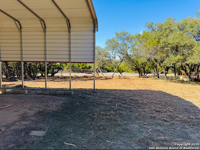 Listing photo id 4 for 362 Canyon Springs Dr