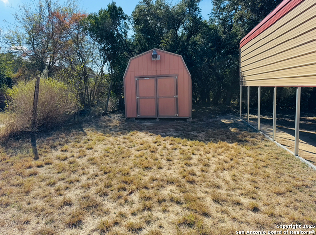 Listing photo id 5 for 362 Canyon Springs Dr