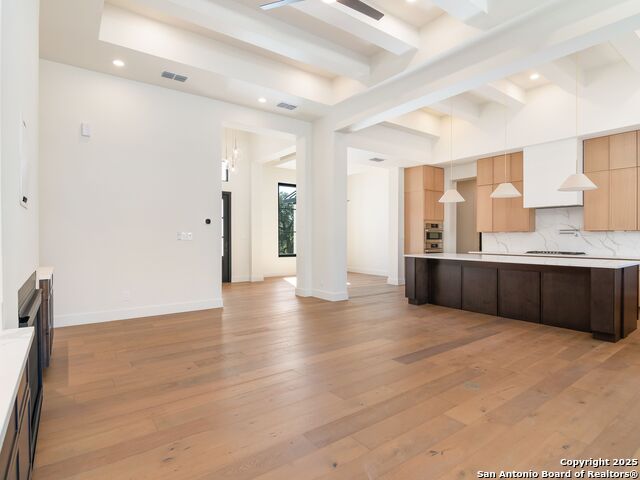 Image 22 of 46 For 118 Chama