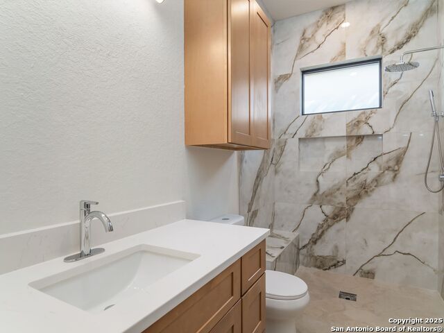 Image 32 of 46 For 118 Chama