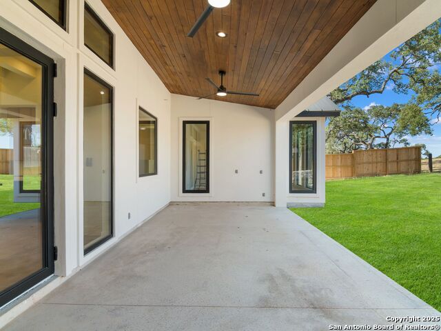 Image 38 of 46 For 118 Chama