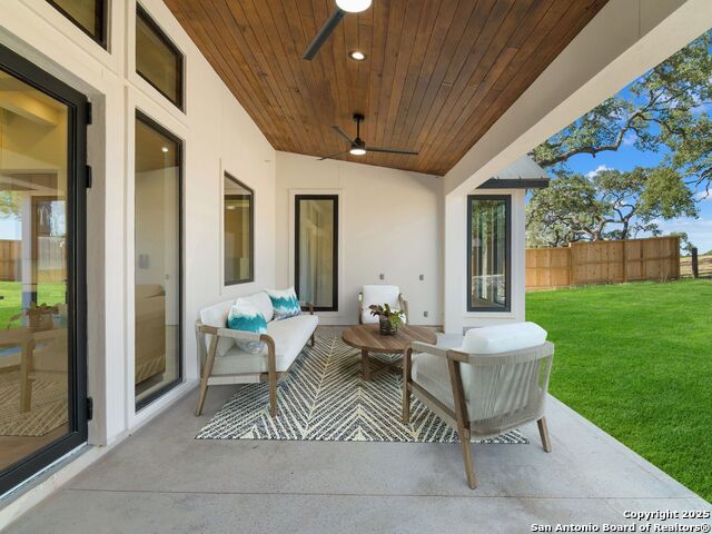 Image 39 of 46 For 118 Chama