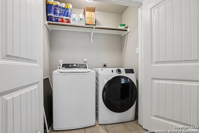 Image 23 of 30 For 2942 Contour