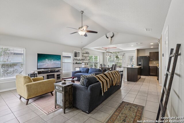 Image 3 of 30 For 2942 Contour