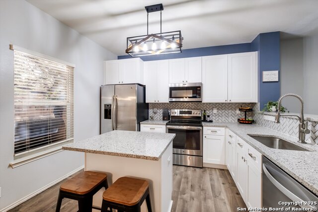 Image 10 of 31 For 9410 De Leon Dr