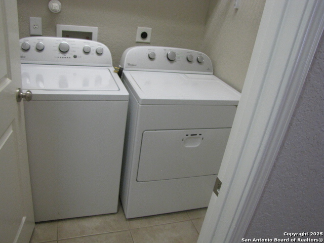 Listing photo id 8 for 5435 Bright  