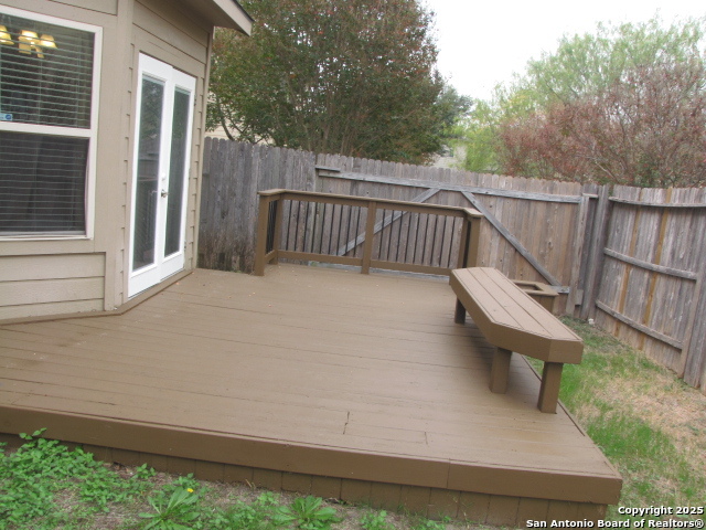 Listing photo id 13 for 5435 Bright  