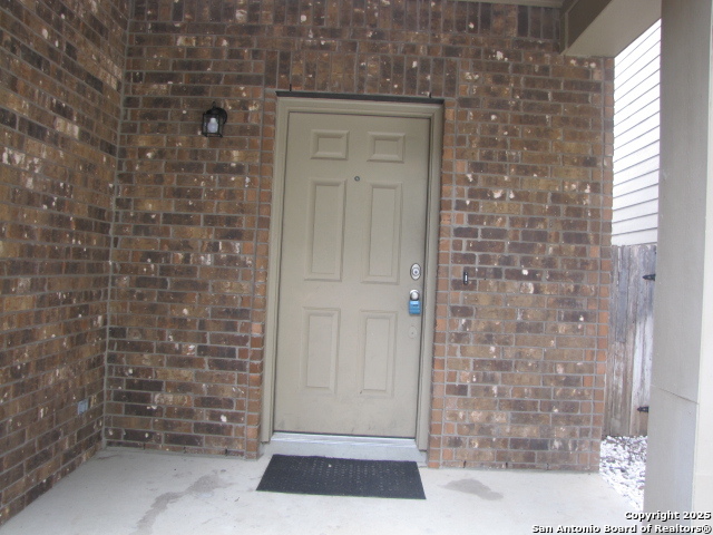 Listing photo id 2 for 5435 Bright  