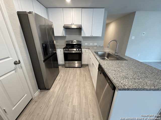 Image 5 of 15 For 5523 Basil Chase