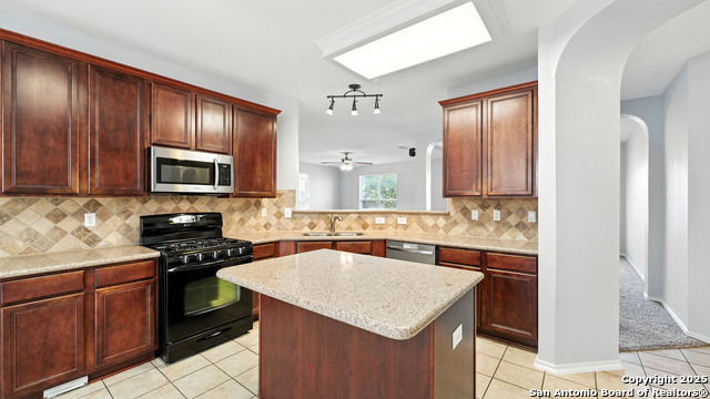 Image 6 of 37 For 15107 Wingheart