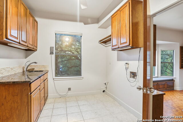 Image 26 of 30 For 3934 Royal Forest