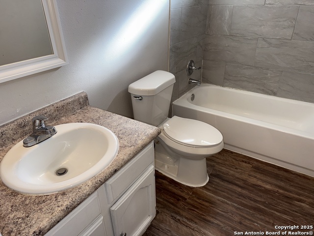 Image 16 of 18 For 4413 Stayman Drive