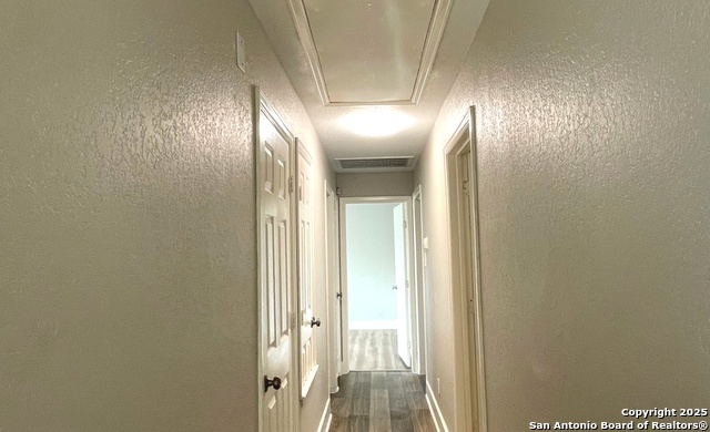 Image 17 of 38 For 121 Esma