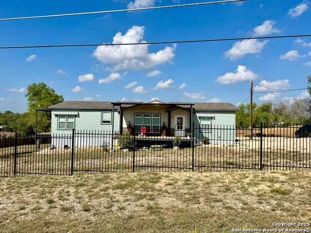 Details for 192 County Road 5635, Castroville, TX 78009