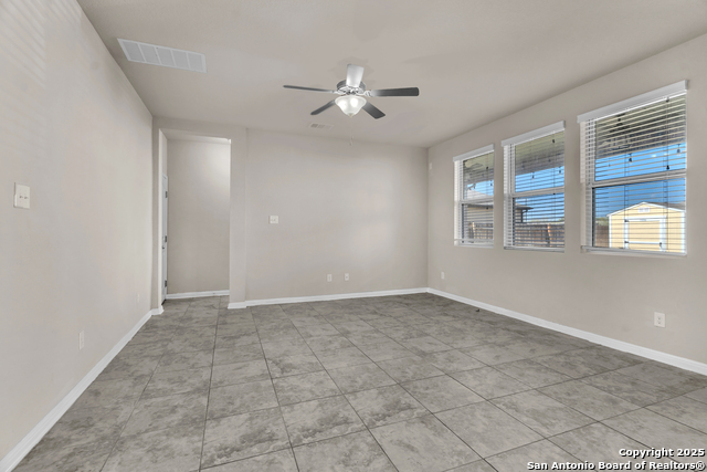 Image 17 of 50 For 6815 Melody Stone