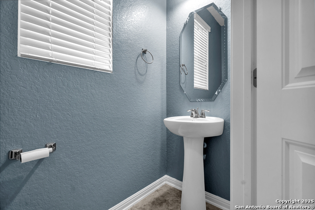 Image 25 of 50 For 6815 Melody Stone