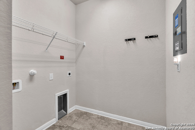 Image 26 of 50 For 6815 Melody Stone