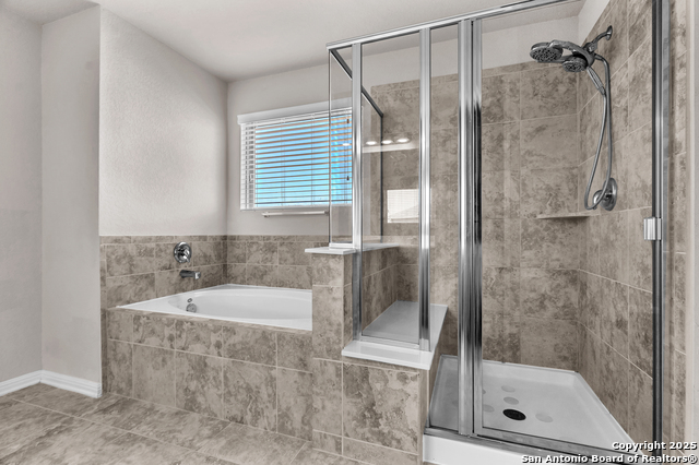 Image 39 of 50 For 6815 Melody Stone