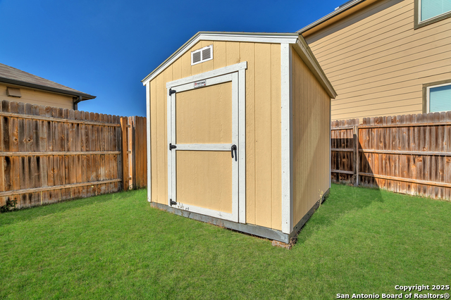 Image 48 of 50 For 6815 Melody Stone