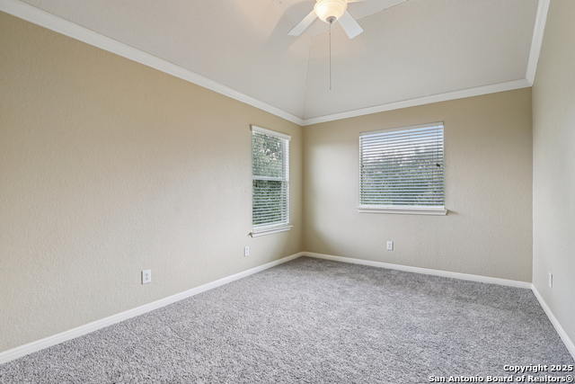 Image 23 of 50 For 25922 Laurel Glen