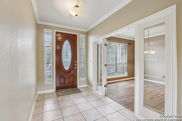 Image 3 of 50 For 25922 Laurel Glen