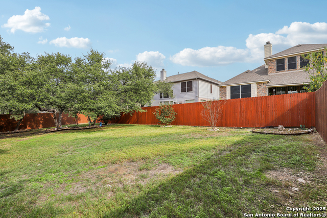 Image 49 of 50 For 25922 Laurel Glen