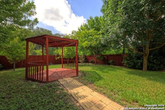 Image 15 of 16 For 4914 Roan Brook