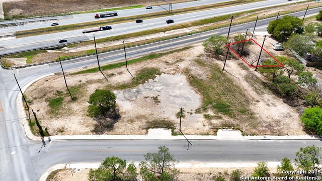 Image 2 of 12 For 437 Esma St