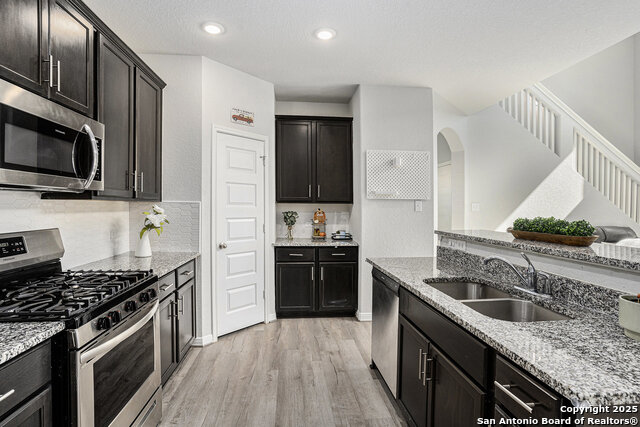 Image 13 of 36 For 16615 Ginger Crossing