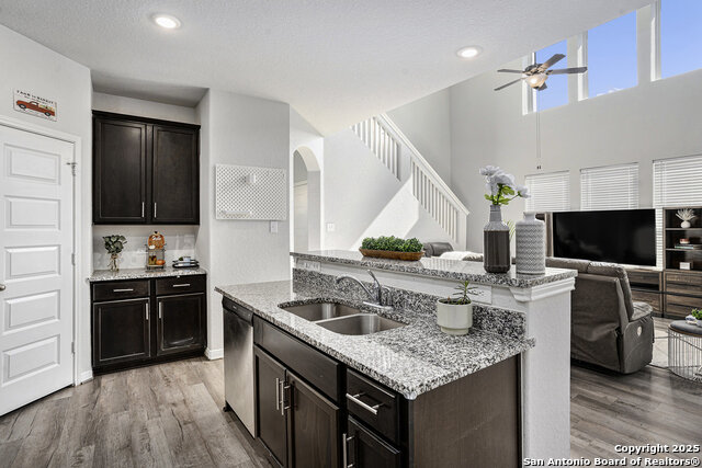 Image 14 of 36 For 16615 Ginger Crossing