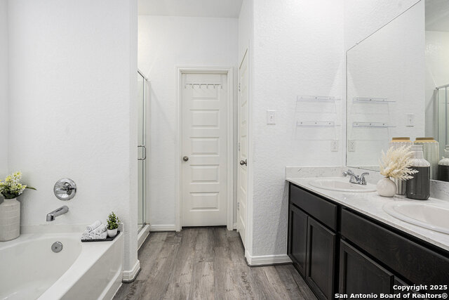 Image 18 of 36 For 16615 Ginger Crossing