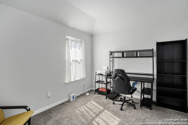 Image 22 of 36 For 16615 Ginger Crossing