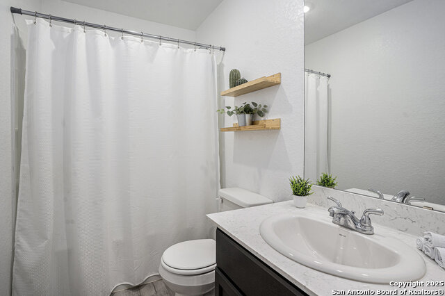 Image 29 of 36 For 16615 Ginger Crossing