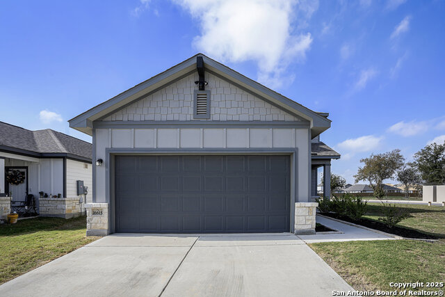 Image 4 of 36 For 16615 Ginger Crossing