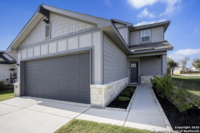 Image 5 of 36 For 16615 Ginger Crossing