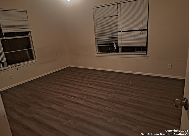 Image 15 of 17 For 5502 Wales  