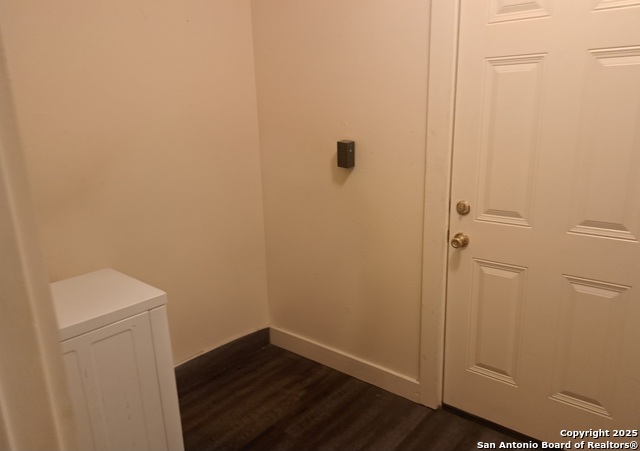 Image 6 of 17 For 5502 Wales  