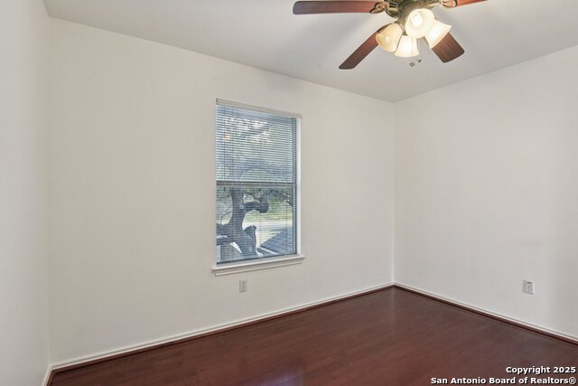 Image 20 of 24 For 23 Terrace Pl