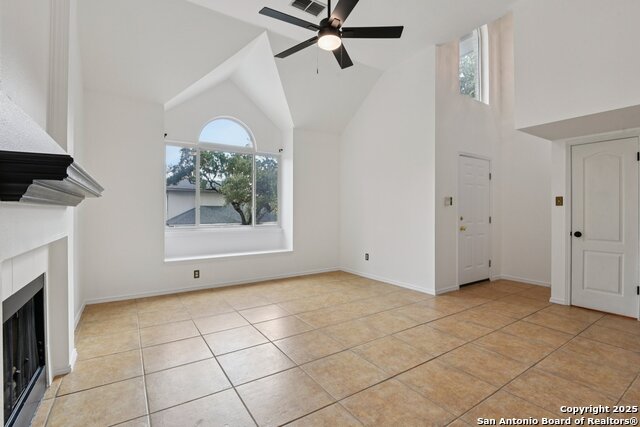 Image 4 of 24 For 23 Terrace Pl