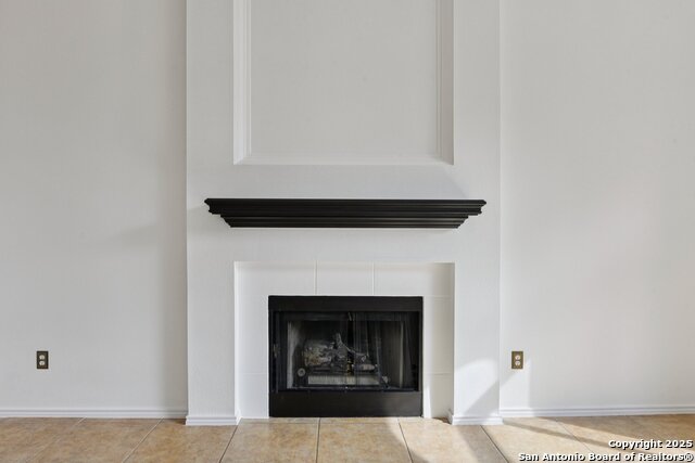 Image 5 of 24 For 23 Terrace Pl