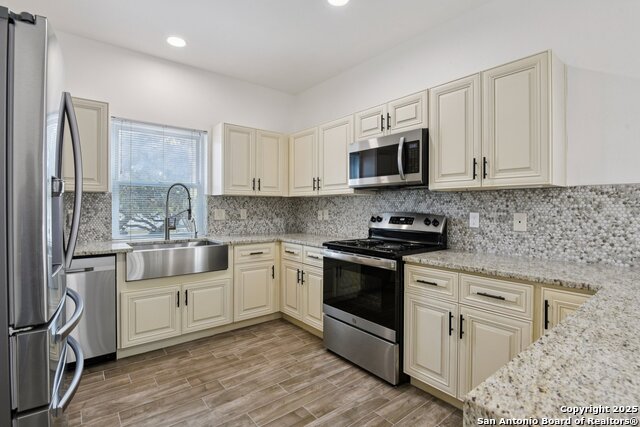 Image 6 of 24 For 23 Terrace Pl