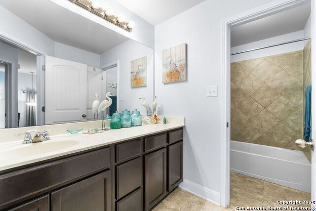 Image 16 of 30 For 6048 Akin Song