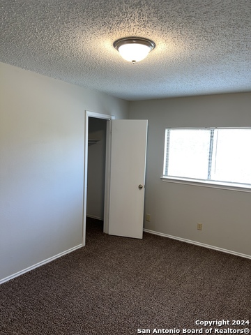 Image 13 of 20 For 6931 Waterfall Pass