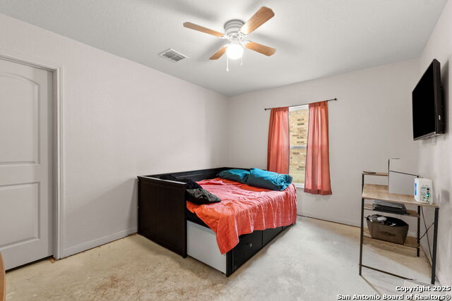 Image 19 of 28 For 231 Azalea Way