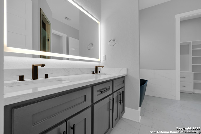 Image 15 of 24 For 1363 Canyon Edge