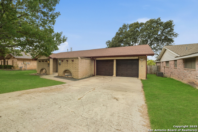 Image 21 of 24 For 6406 Handsome Lake Dr