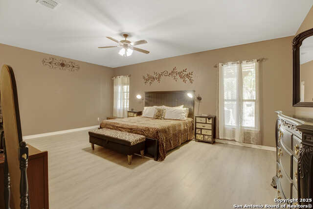 Image 23 of 51 For 4102 Gage Crossing