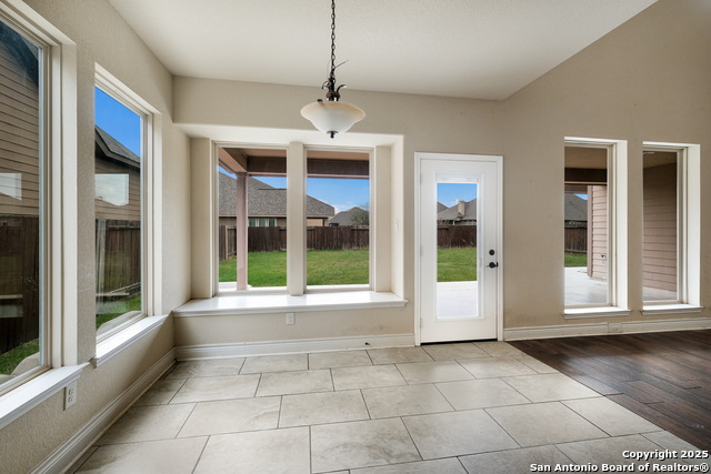 Image 26 of 42 For 2878 Coral Sky