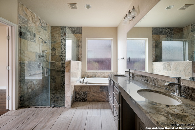 Image 30 of 42 For 2878 Coral Sky