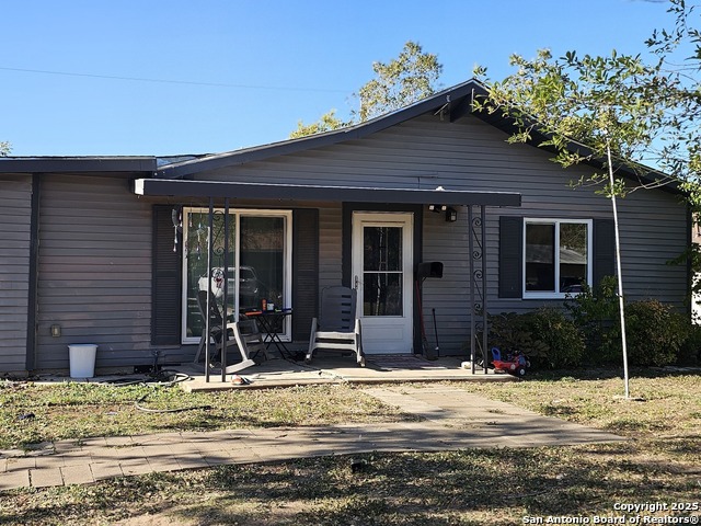 Image 2 of 35 For 815 Highgate